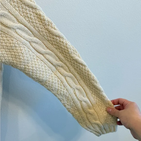 Vintage L.L. Bean Women's Cream Cable Knit Wool Fisherman Cardigan Sweater - Picture 8 of 11